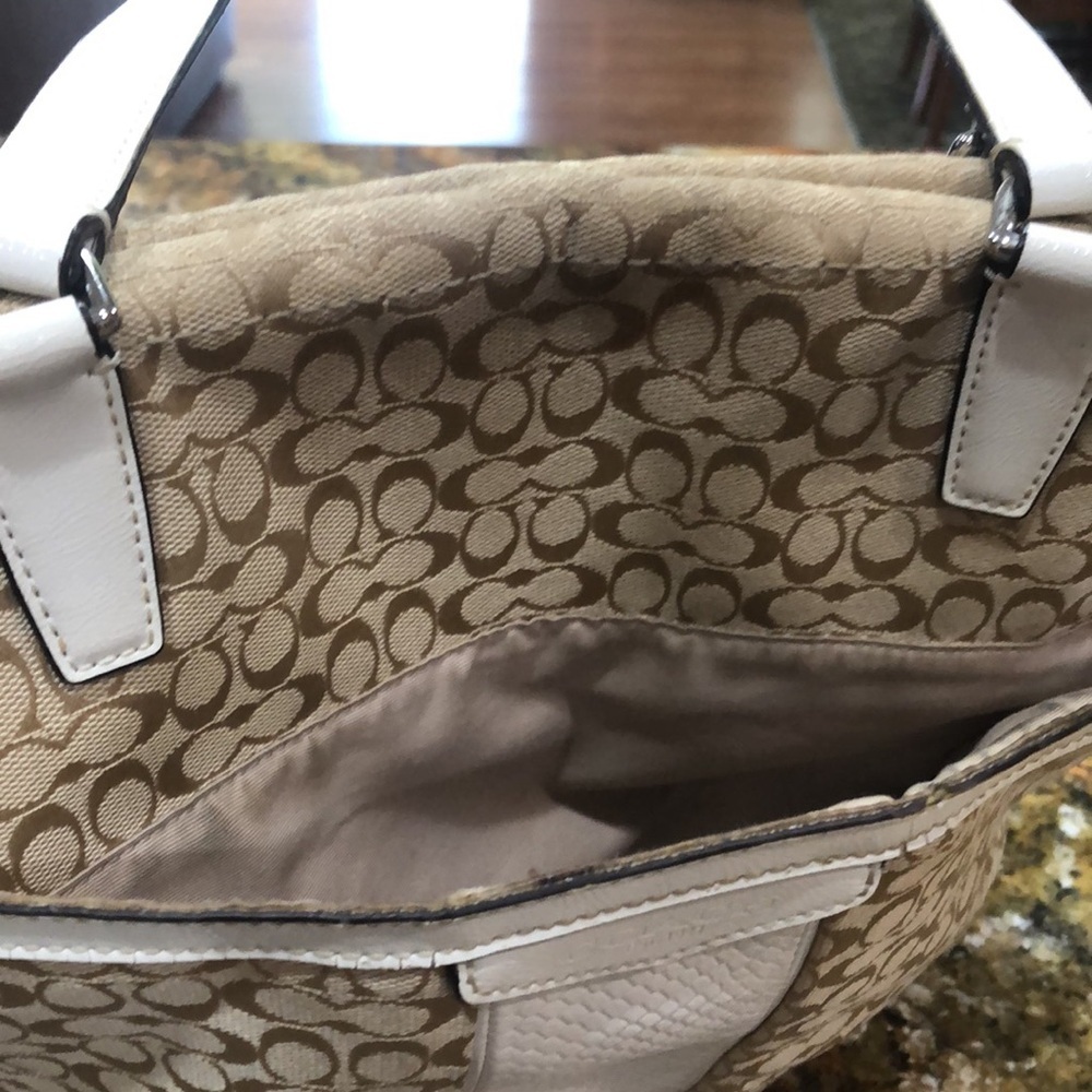 Coach Signature Cloth bag in beige with cream trim and handles. - Picture 6 of 9